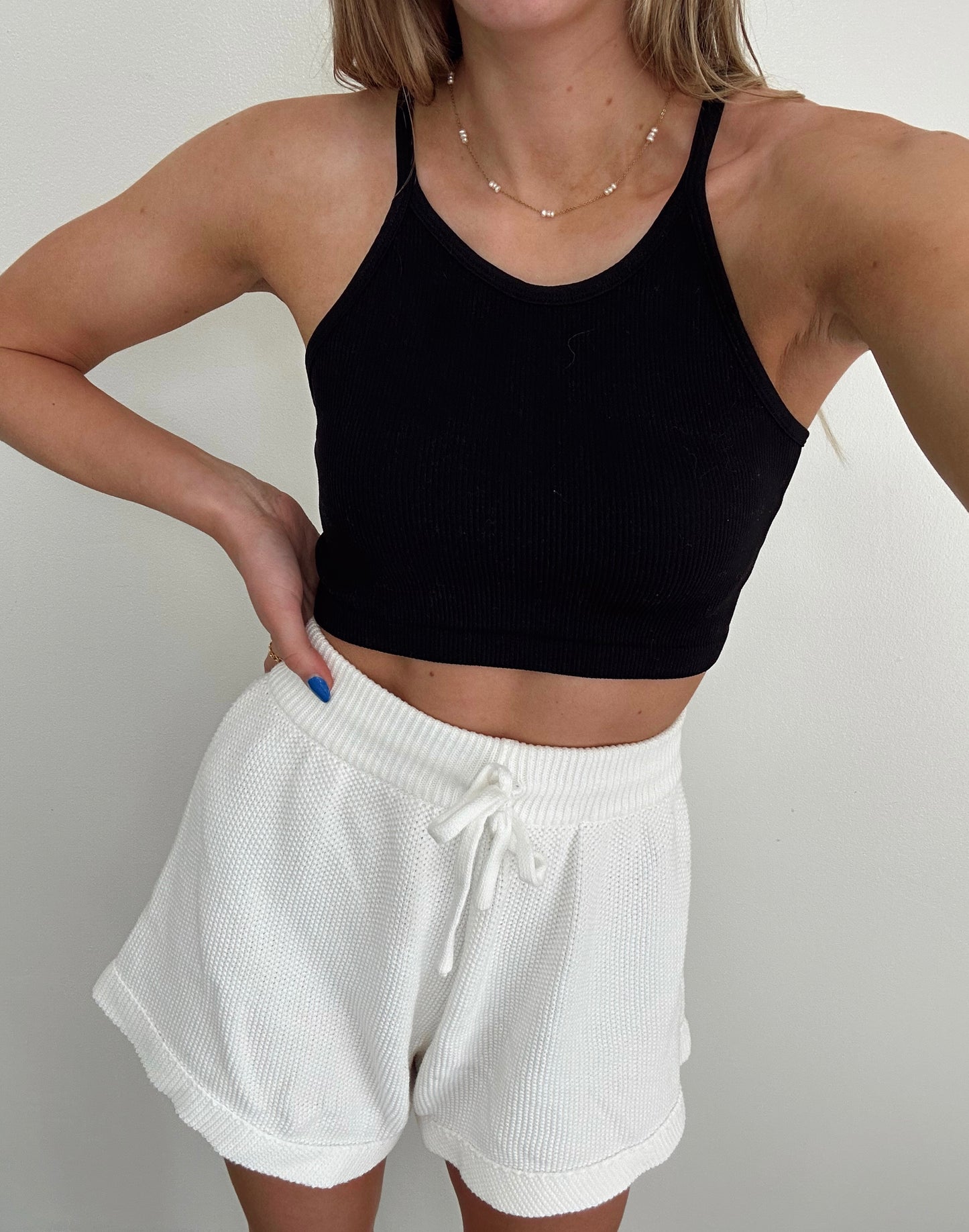 Daisy Cropped Tank (Black)