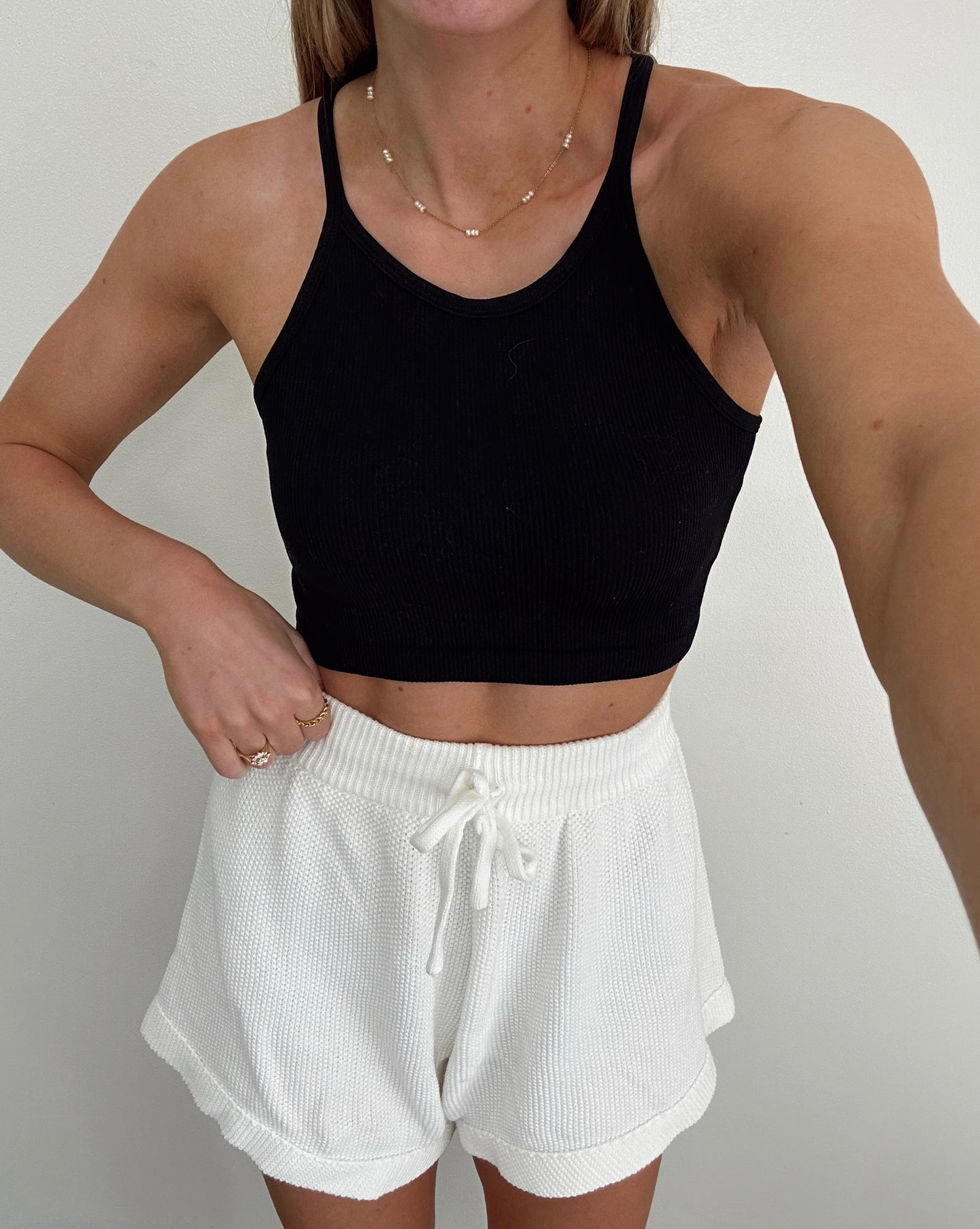 Daisy Cropped Tank (Black)
