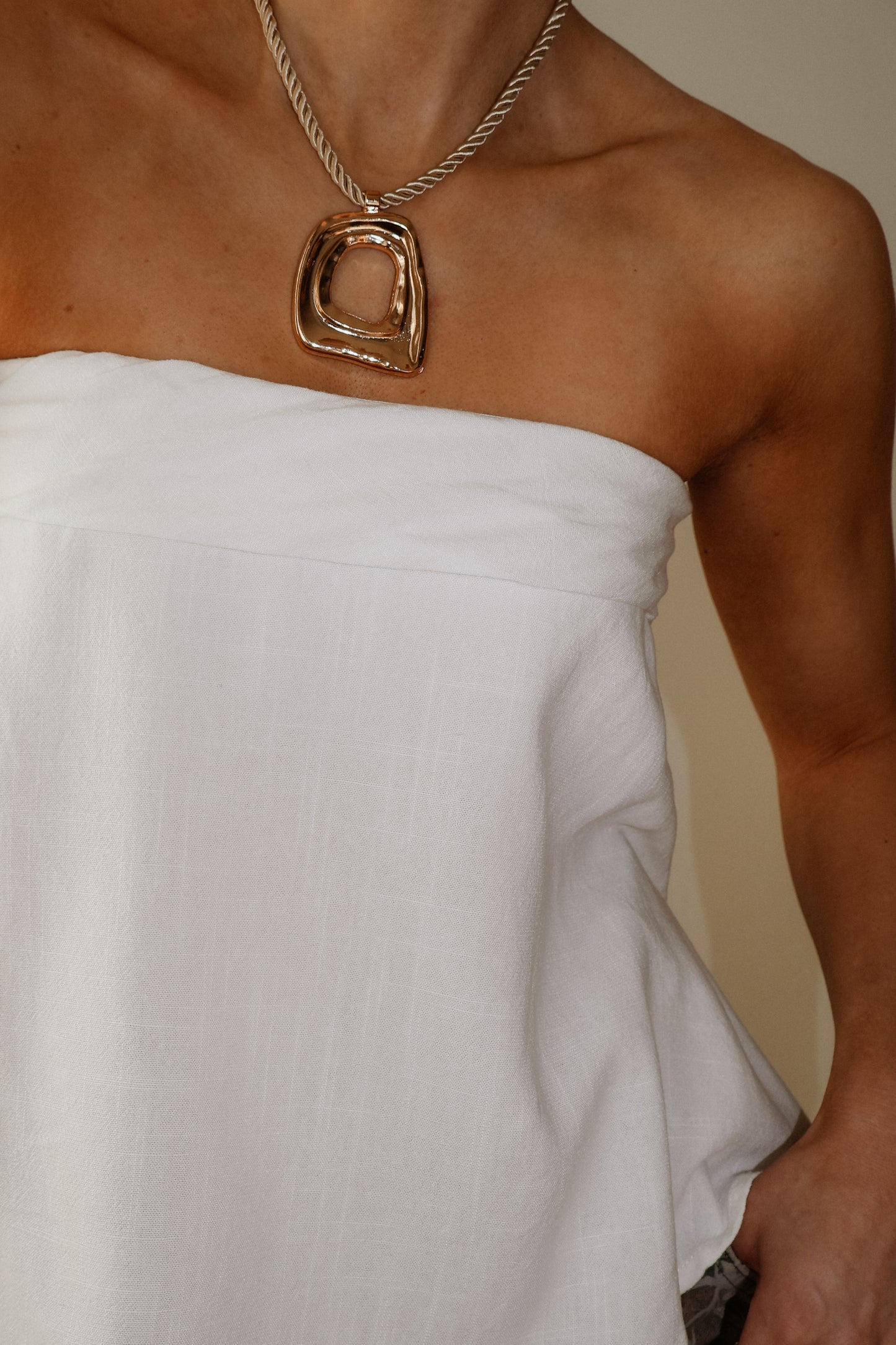 Alta Tank — White