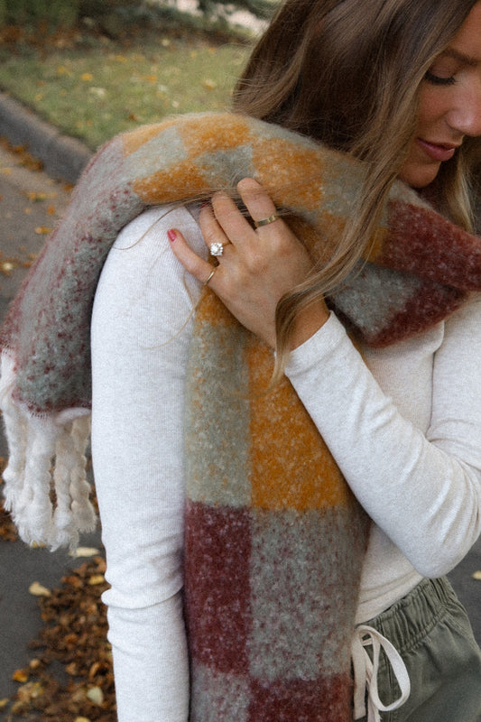Potter Scarf - Gold